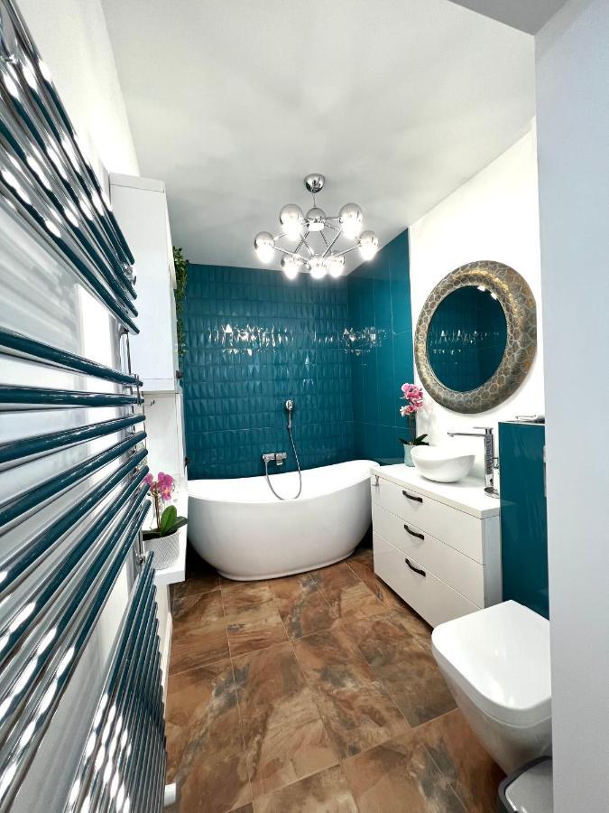 Sky View - Luxury Apartament - Sanador Victoriei Bucarest Extérieur photo