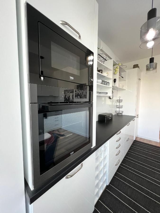Sky View - Luxury Apartament - Sanador Victoriei Bucarest Extérieur photo